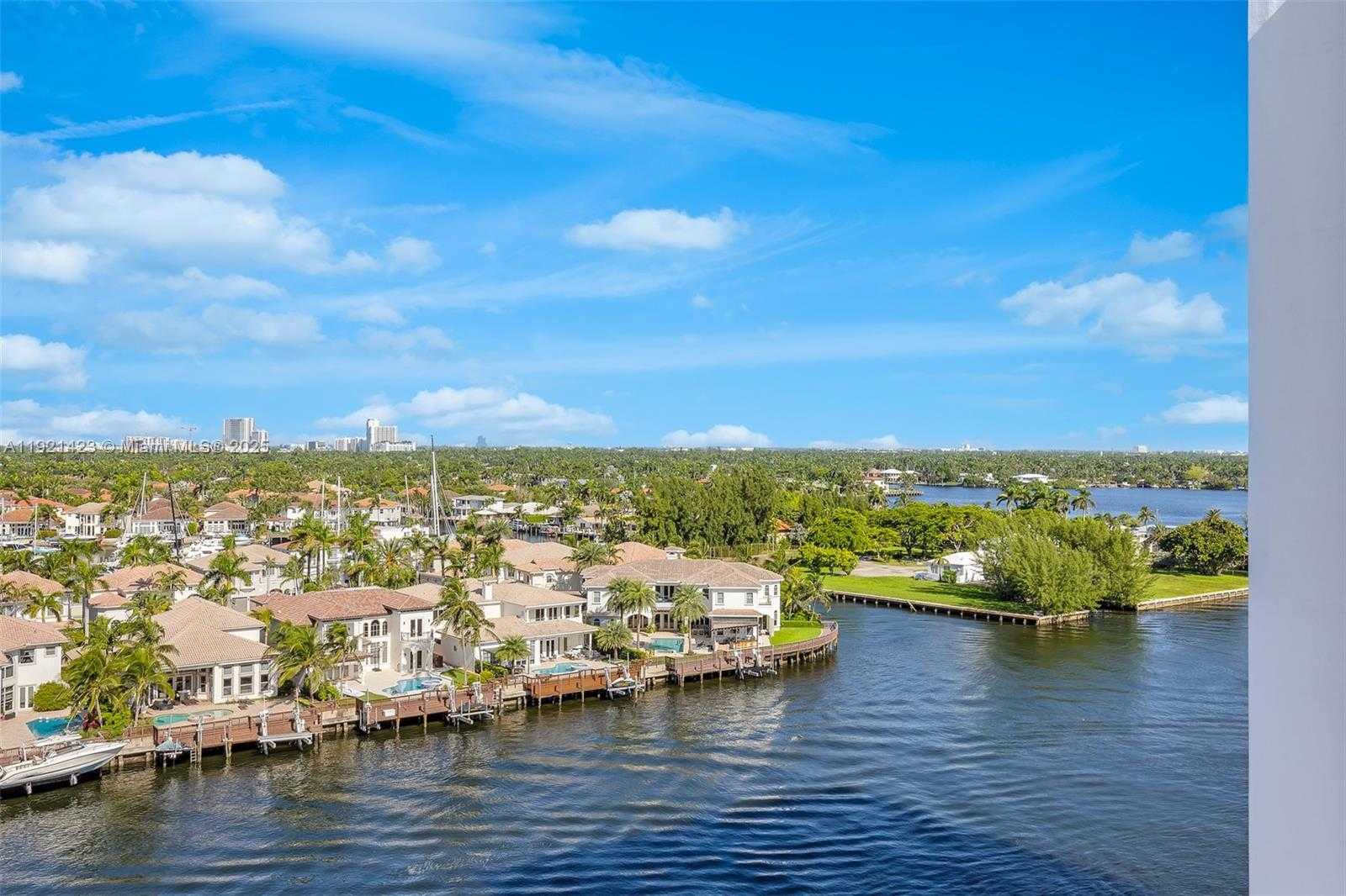 Small Image of 1410 SOUTH OCEAN DR #308, Hollywood Number 31