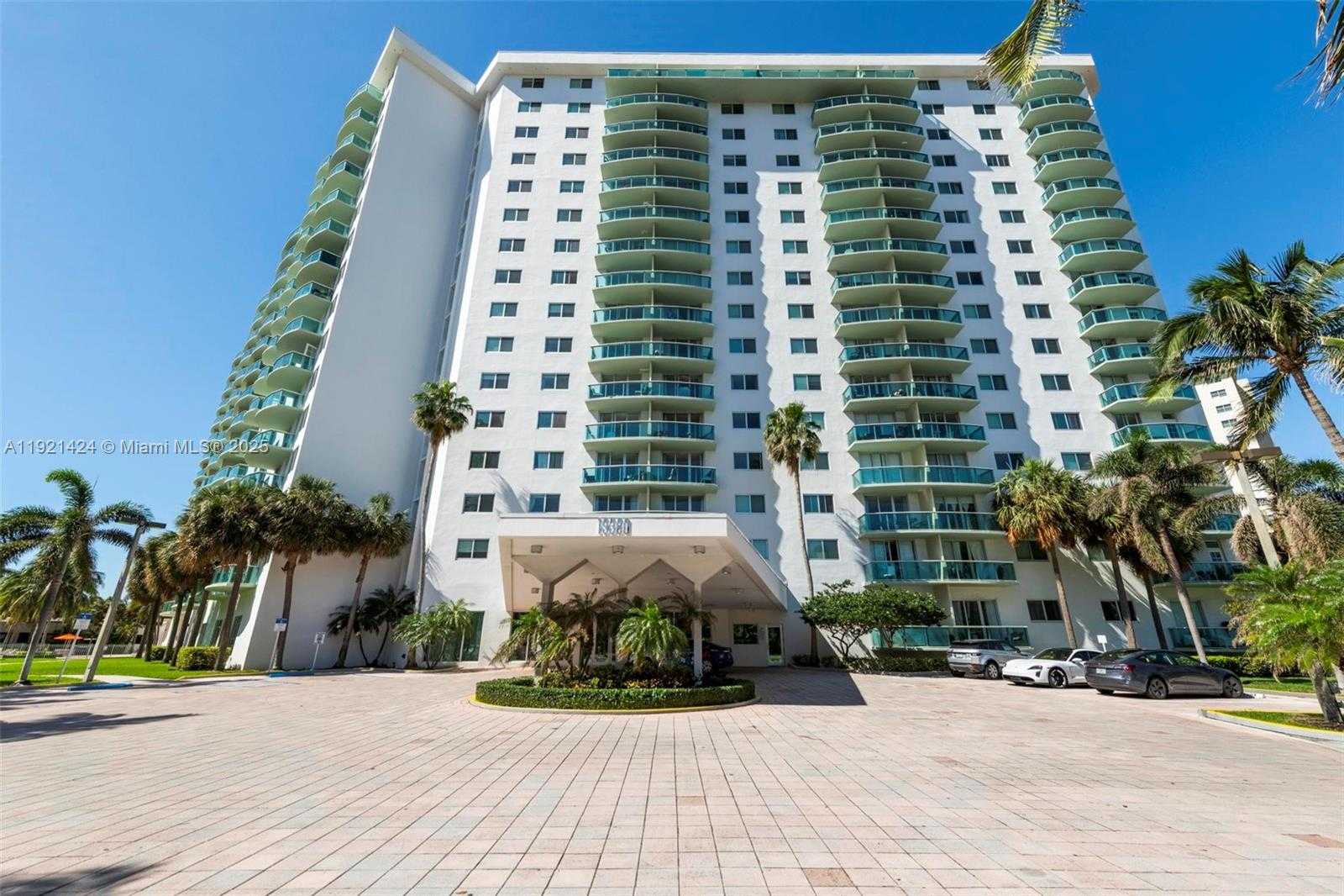 Small Image of 19380 COLLINS AVE #PH-6, Sunny Isles Beach Number 32