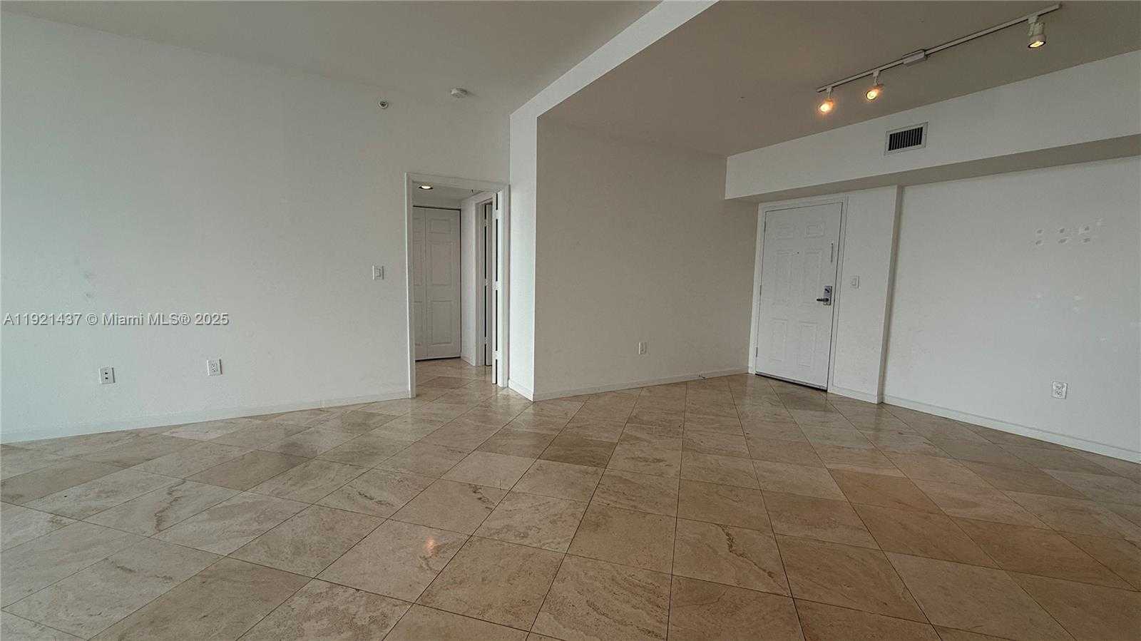 Small Image of 1155 BRICKELL BAY DR #PH104, Miami Number 11