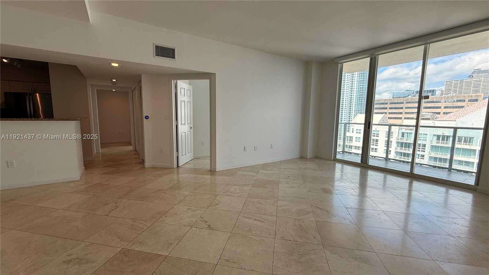 Small Image of 1155 BRICKELL BAY DR #PH104, Miami Number 3