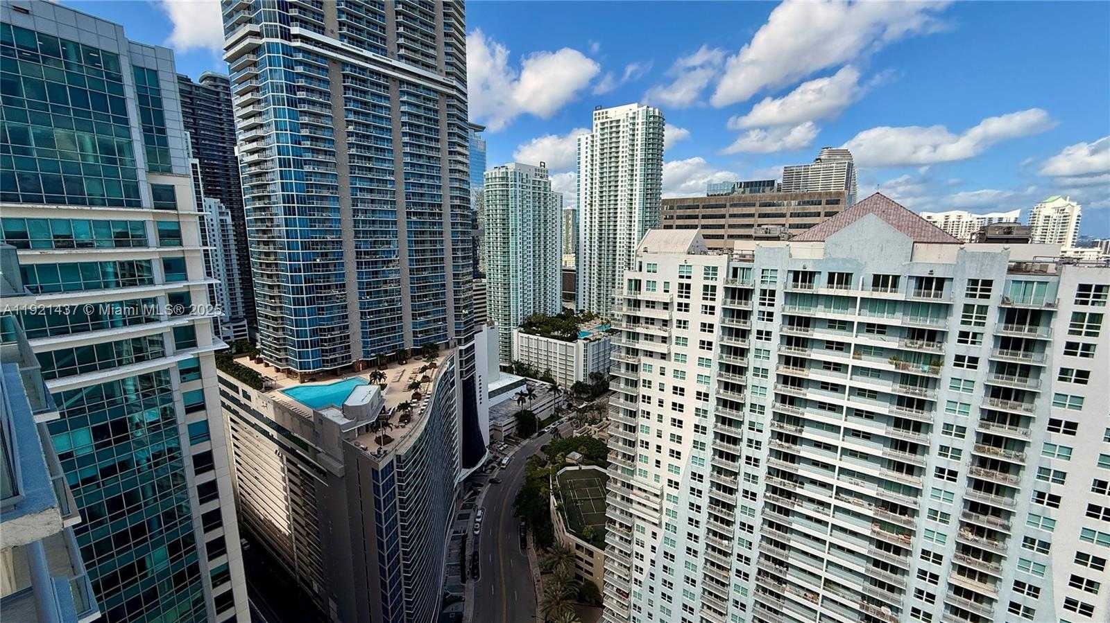 Small Image of 1155 BRICKELL BAY DR #PH104, Miami Number 35