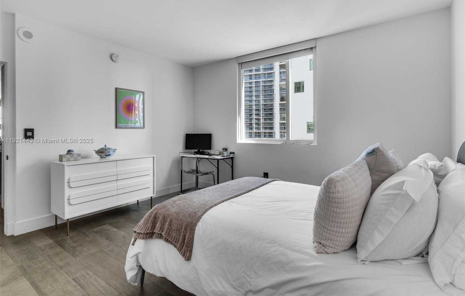 Small Image of 55 SOUTH EAST 6TH ST #3007, Miami Number 18