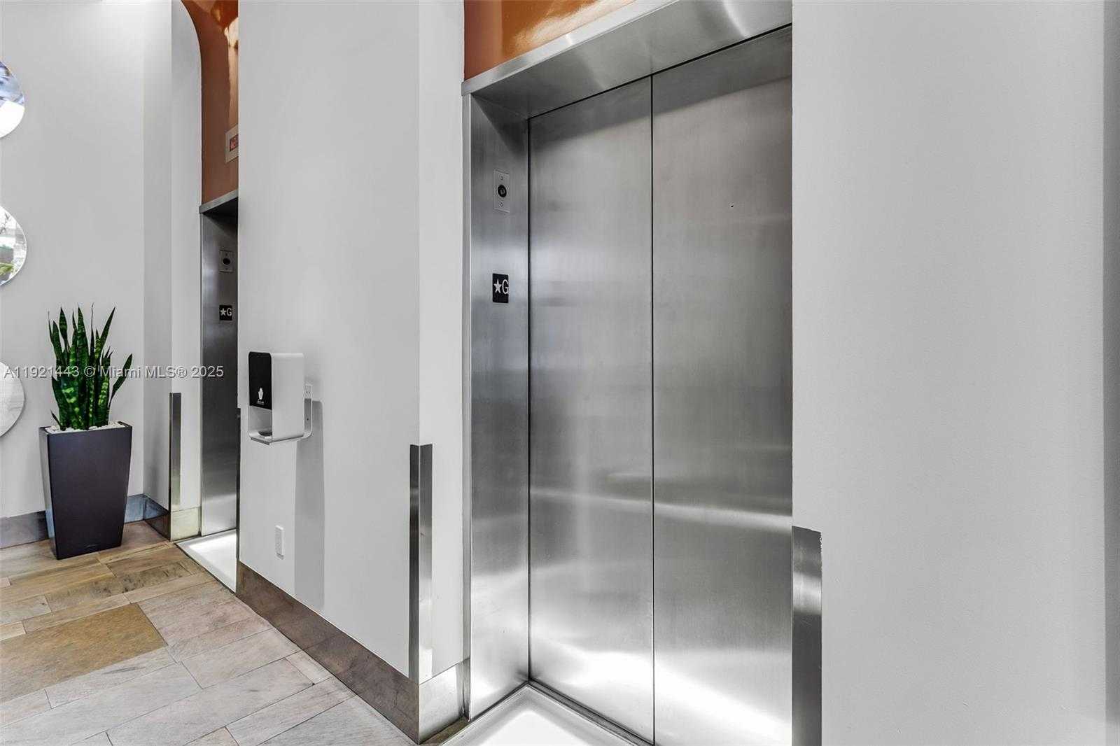 Small Image of 55 SOUTH EAST 6TH ST #3007, Miami Number 29