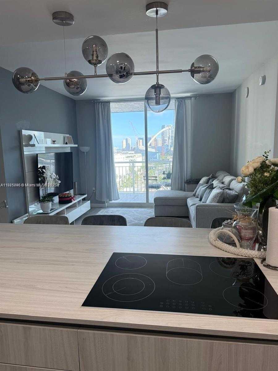 Small Image of 275 NORTH EAST 18TH ST #1405, Miami Number 5