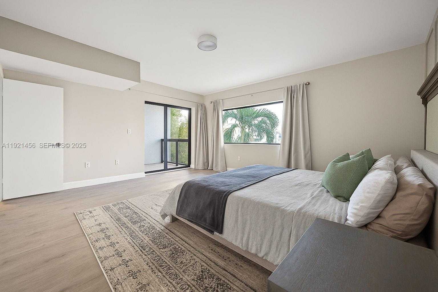 Small Image of 429 POINCIANA DR #1415, Sunny Isles Beach Number 21