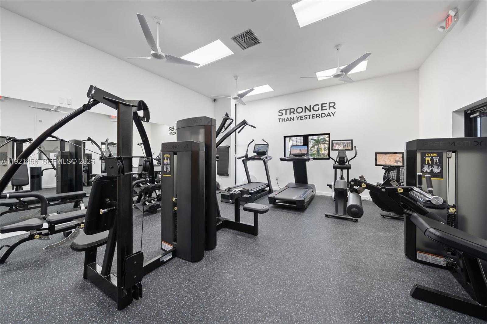 Small Image of 429 POINCIANA DR #1415, Sunny Isles Beach Number 45