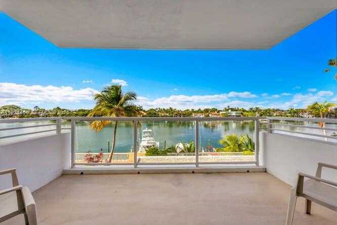 Small Image of 5600 COLLINS AVE #4H, Miami Beach Number 5