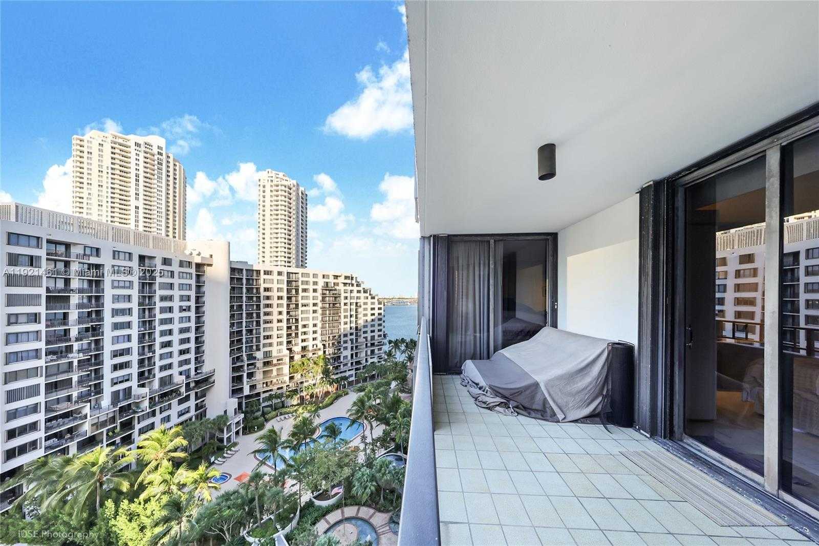 Small Image of 520 BRICKELL KEY DR #A1510, Miami Number 15