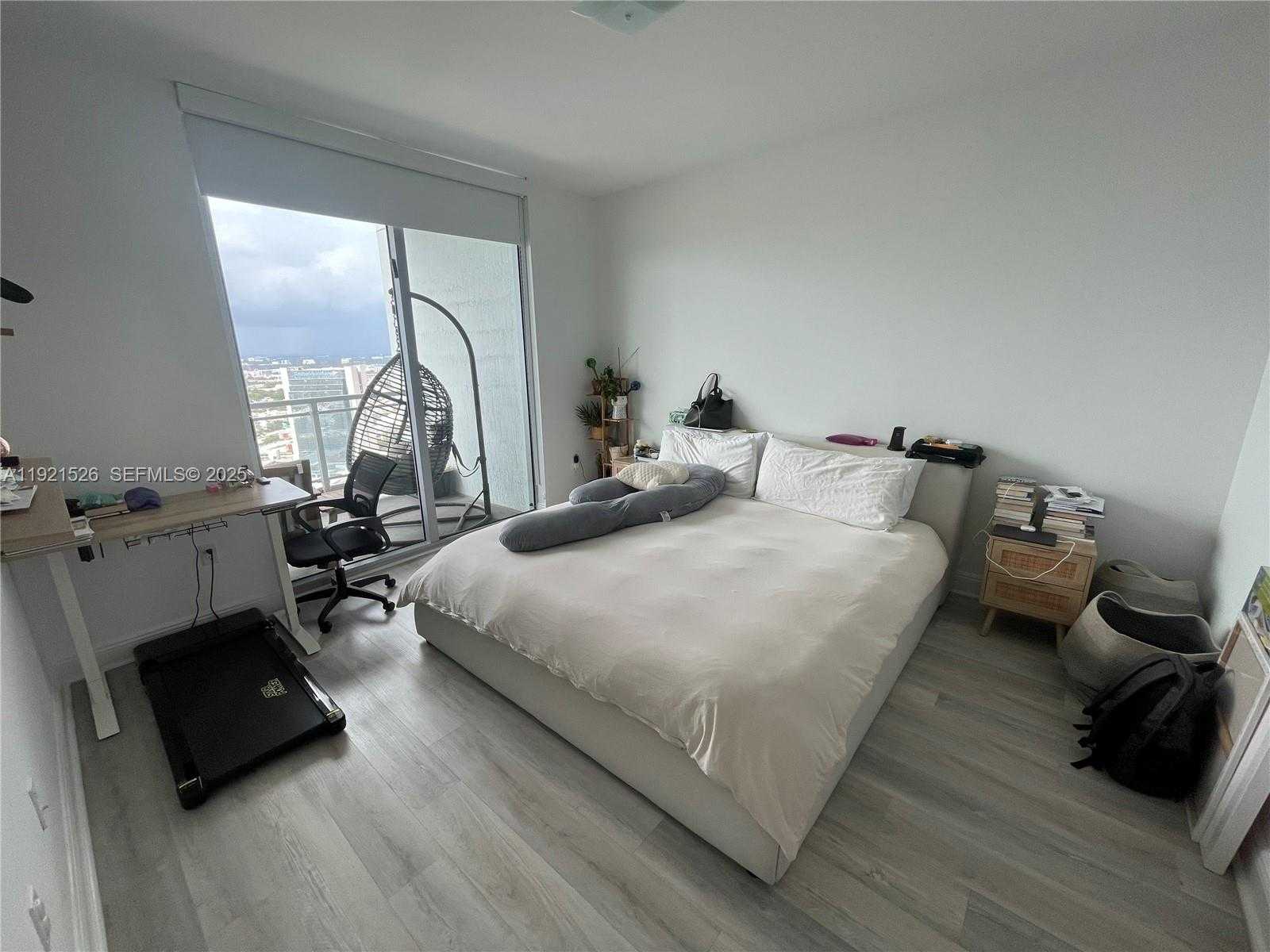 Small Image of 90 SOUTH WEST 3RD ST #4105, Miami Number 21