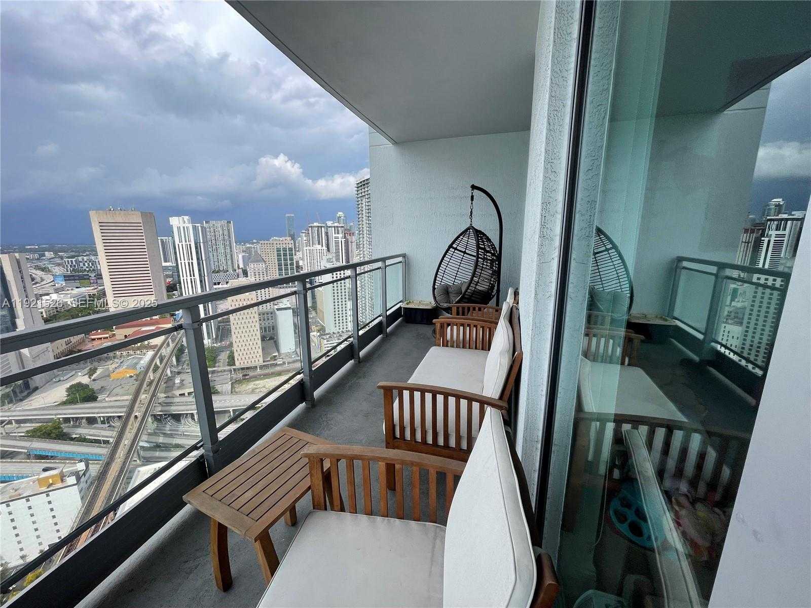 Small Image of 90 SOUTH WEST 3RD ST #4105, Miami Number 7