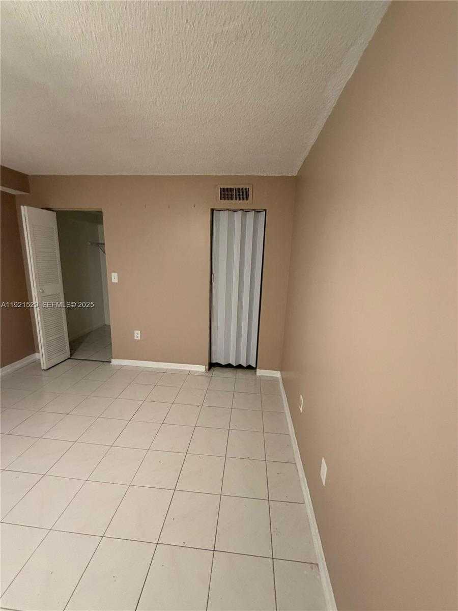 Small Image of 11800 SOUTH WEST 18TH ST #428-4, Miami Number 10