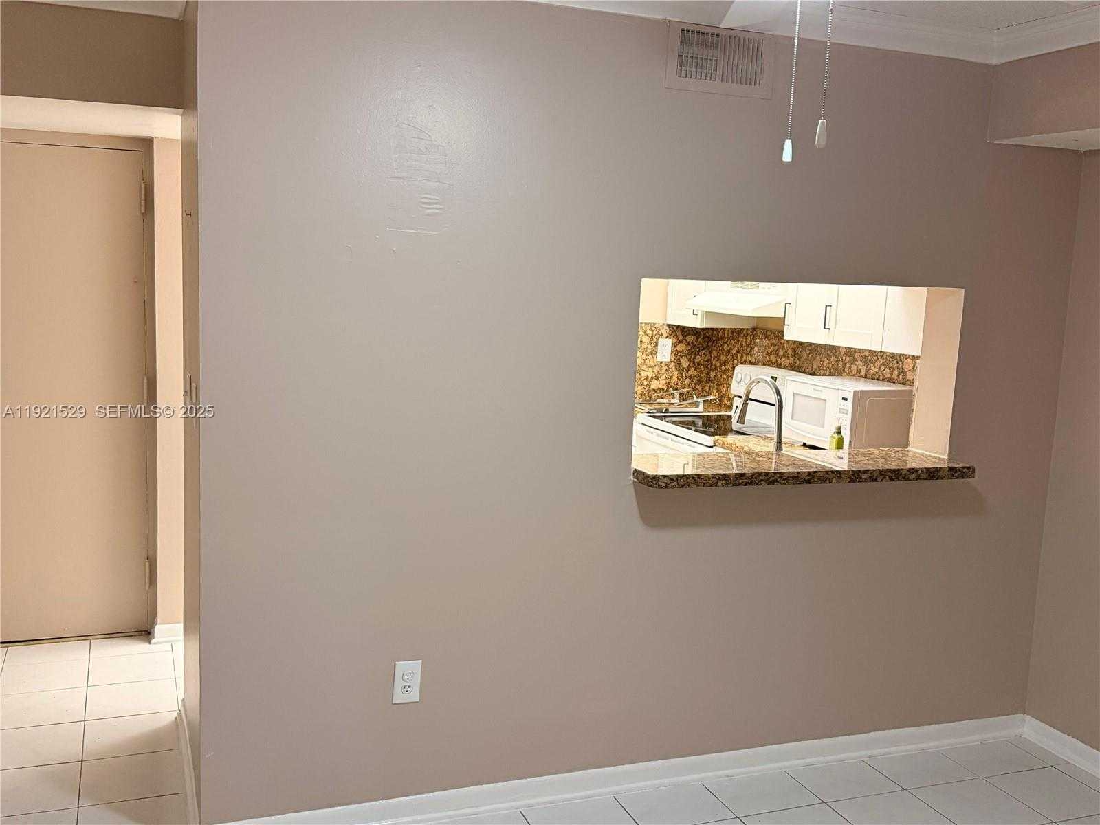 Small Image of 11800 SOUTH WEST 18TH ST #428-4, Miami Number 5