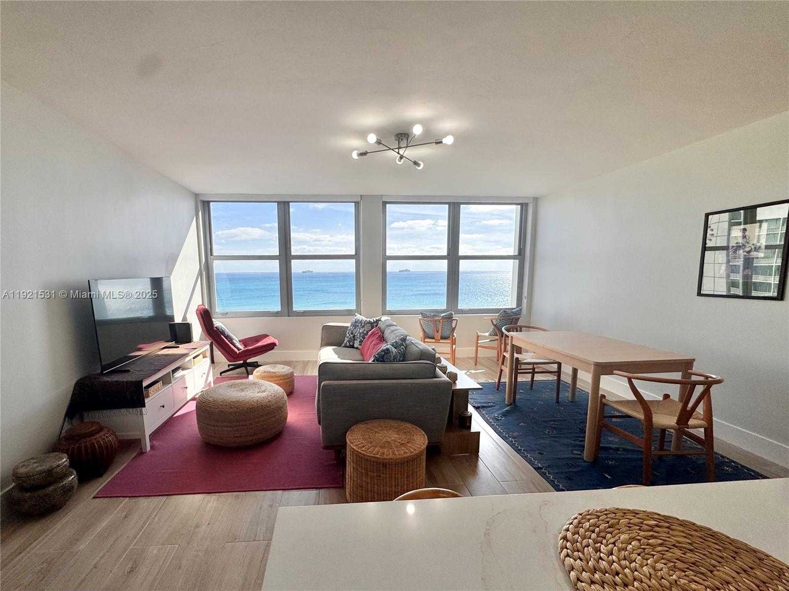 Small Image of 2899 COLLINS AVE #1201, Miami Beach Number 15