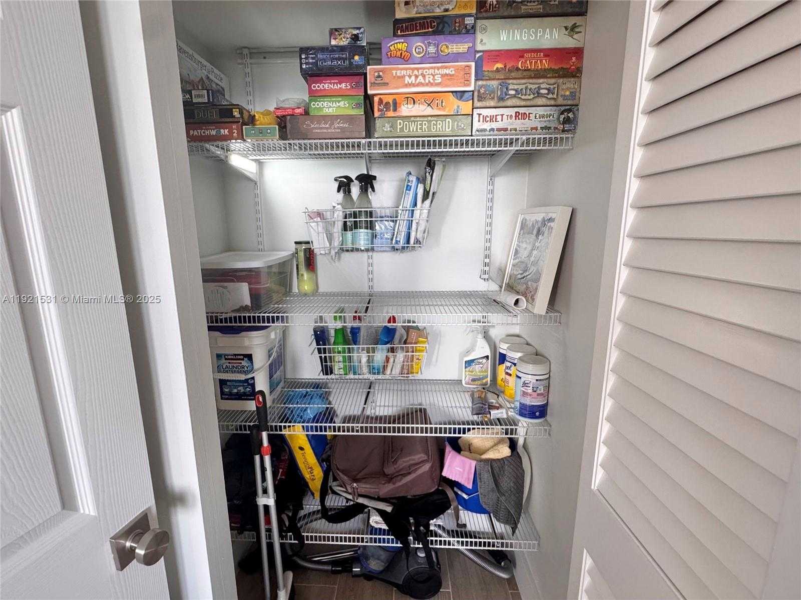 Small Image of 2899 COLLINS AVE #1201, Miami Beach Number 18