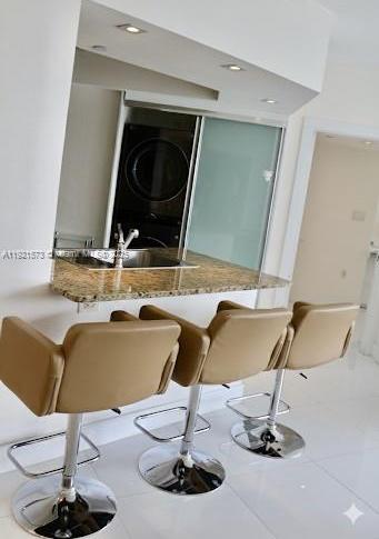 Imagen de Pequeño Objeto