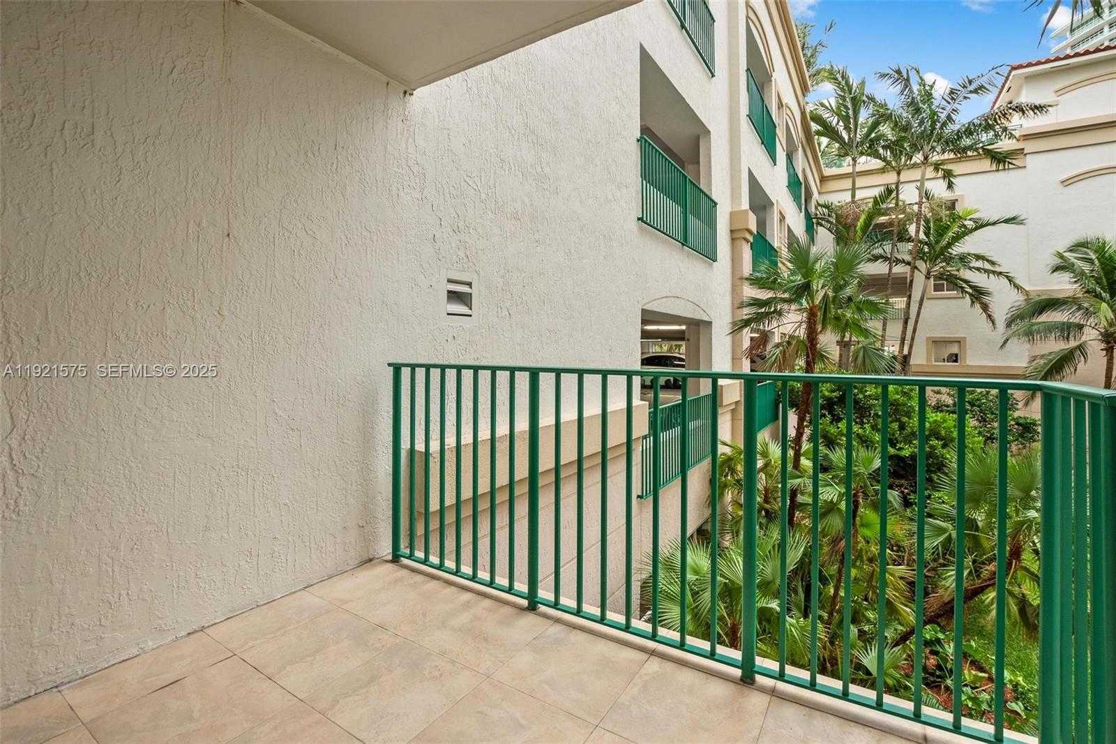 Small Image of 19900 EAST COUNTRY CLUB DR #212, Aventura Number 12