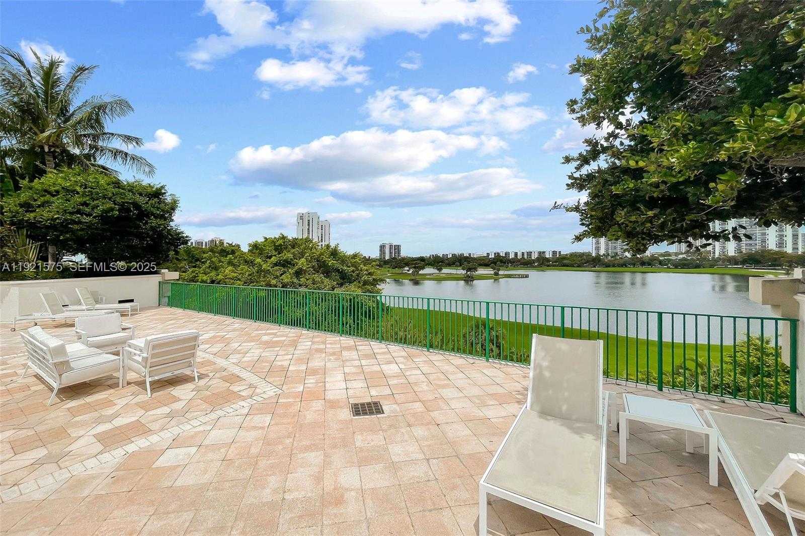 Small Image of 19900 EAST COUNTRY CLUB DR #212, Aventura Number 30