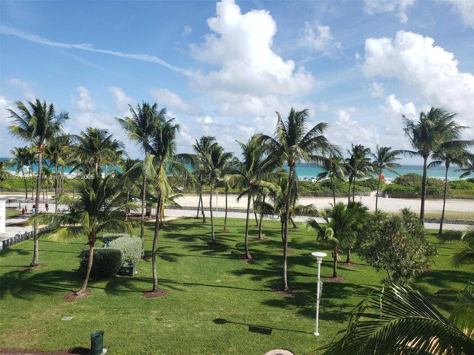 Small Image of 1390 OCEAN DR #407, Miami Beach Number 1