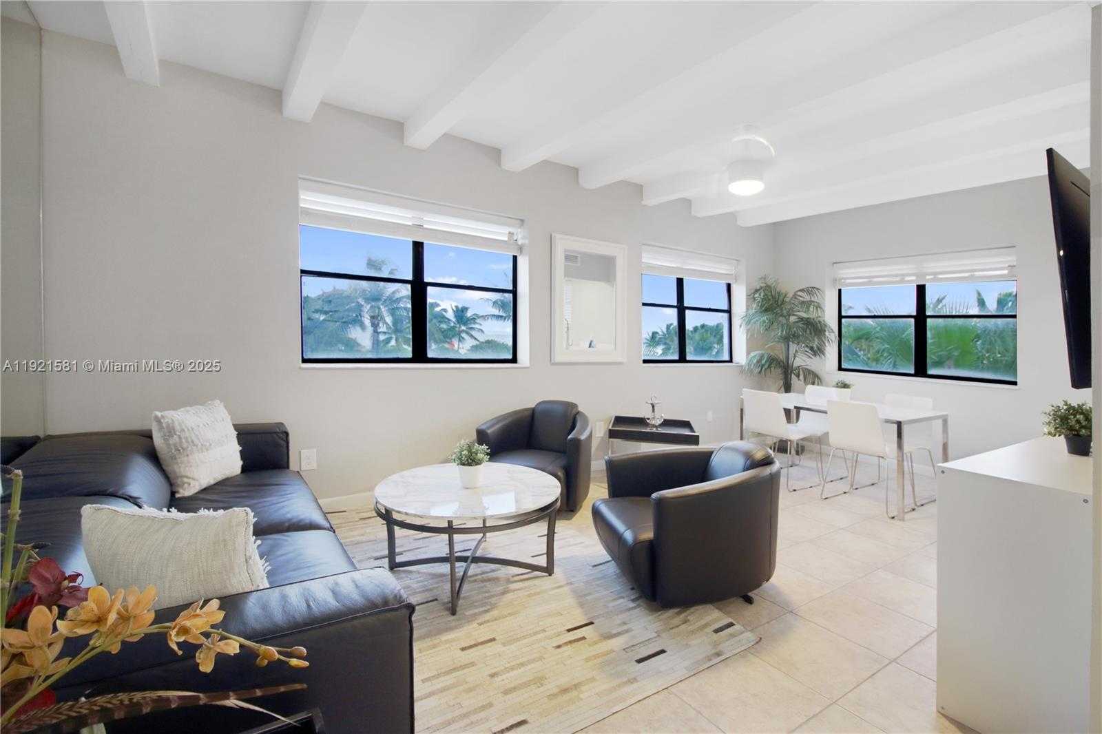 Small Image of 1390 OCEAN DR #407, Miami Beach Number 2