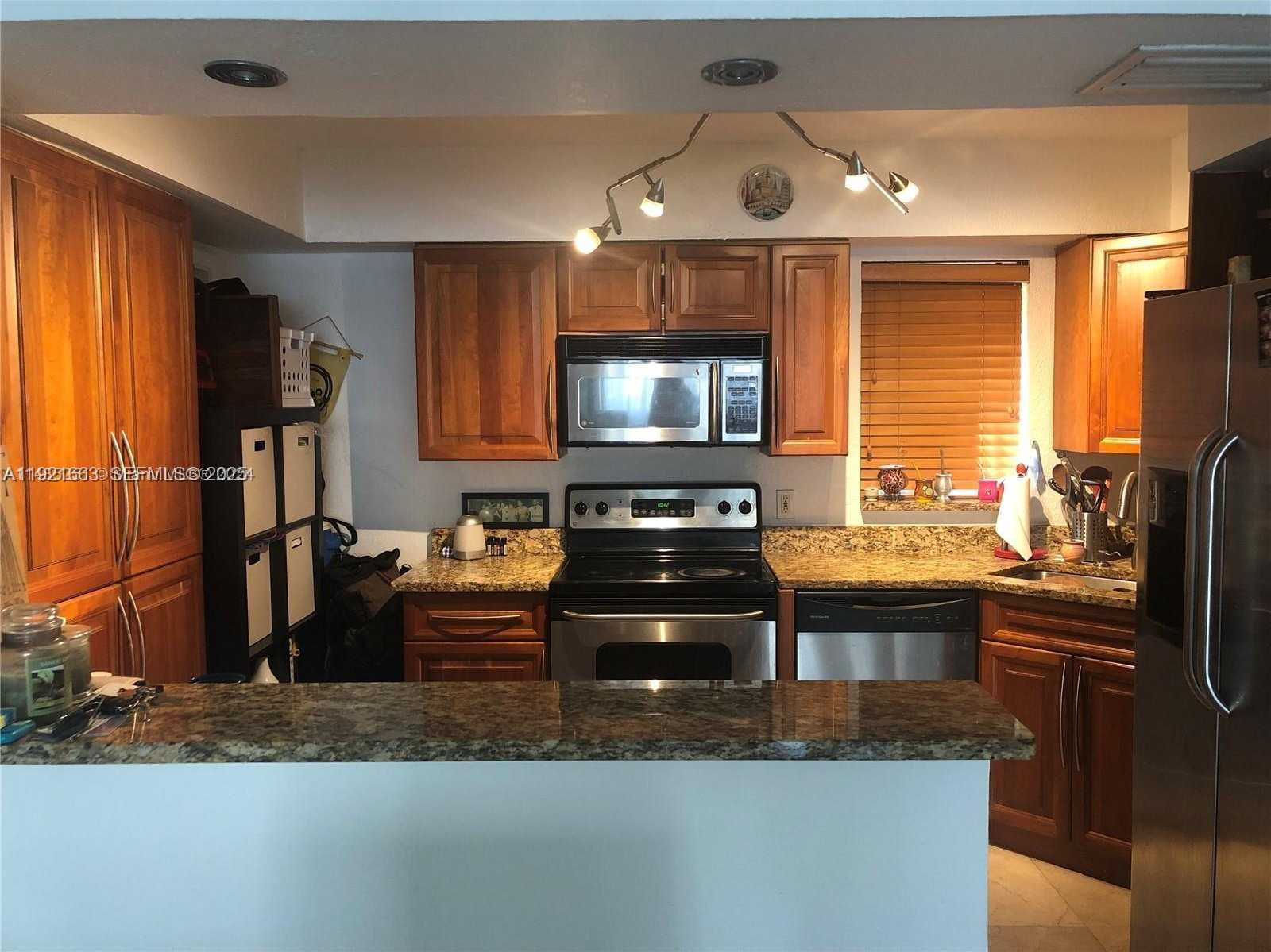 Small Image of 9971 WEST BAY HARBOR DR #101, Bay Harbor Islands Number 13