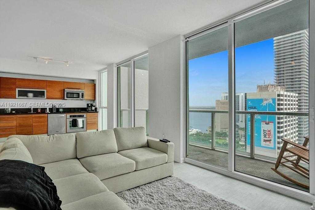 Small Image of 244 BISCAYNE BLVD #3005, Miami Number 1