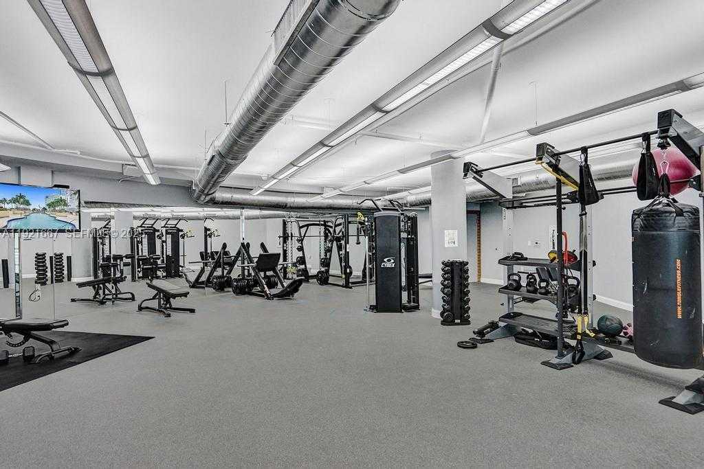 Small Image of 244 BISCAYNE BLVD #3005, Miami Number 25