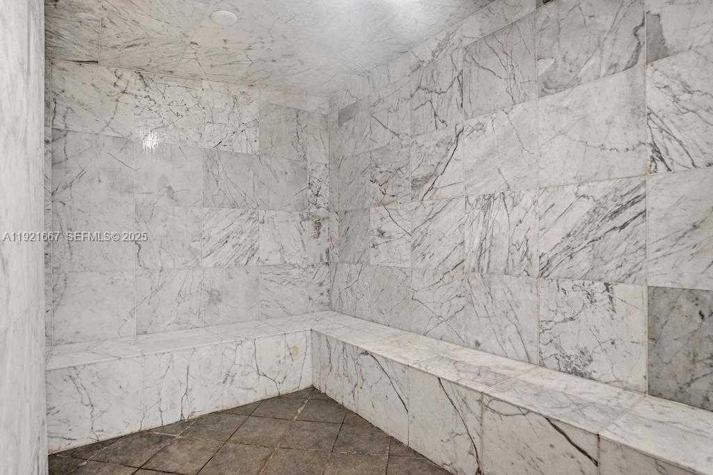 Small Image of 244 BISCAYNE BLVD #3005, Miami Number 29