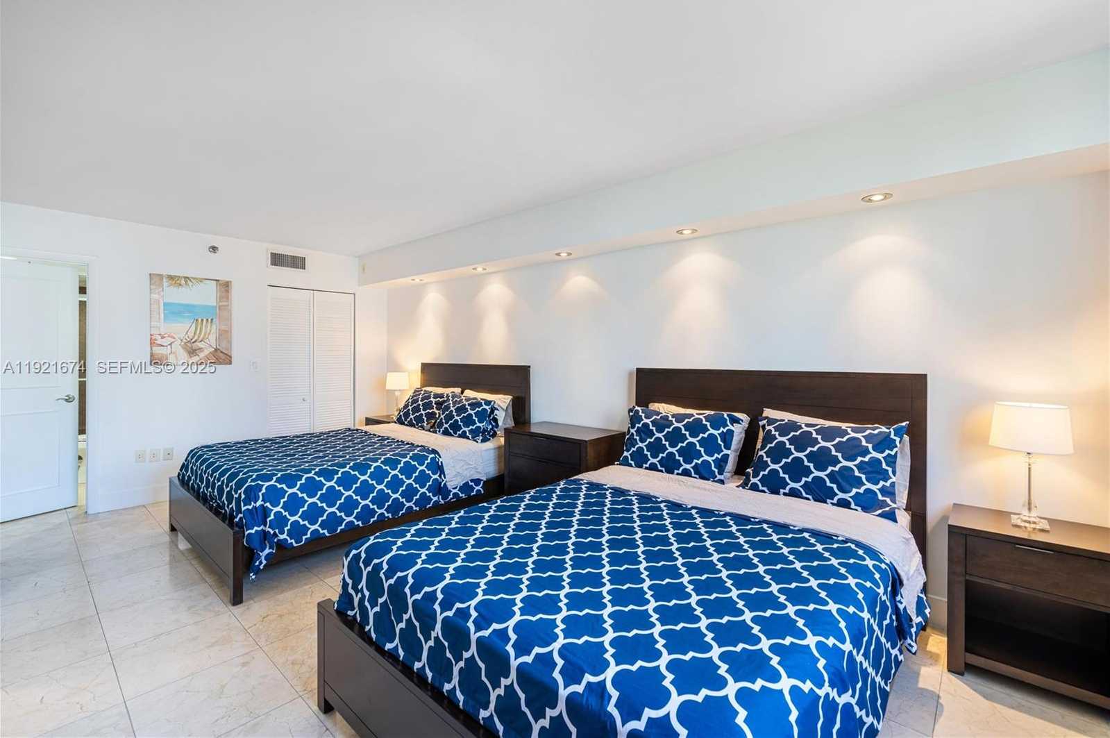 Small Image of 540 BRICKELL KEY DR #1411, Miami Number 21