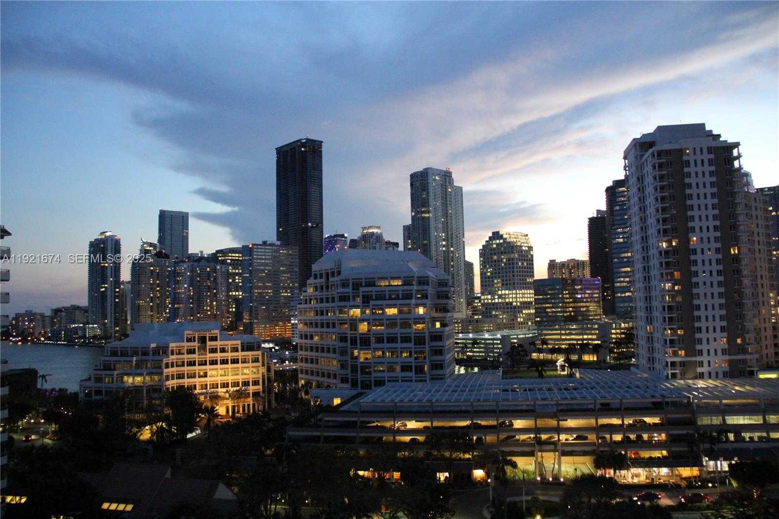 Small Image of 540 BRICKELL KEY DR #1411, Miami Number 26