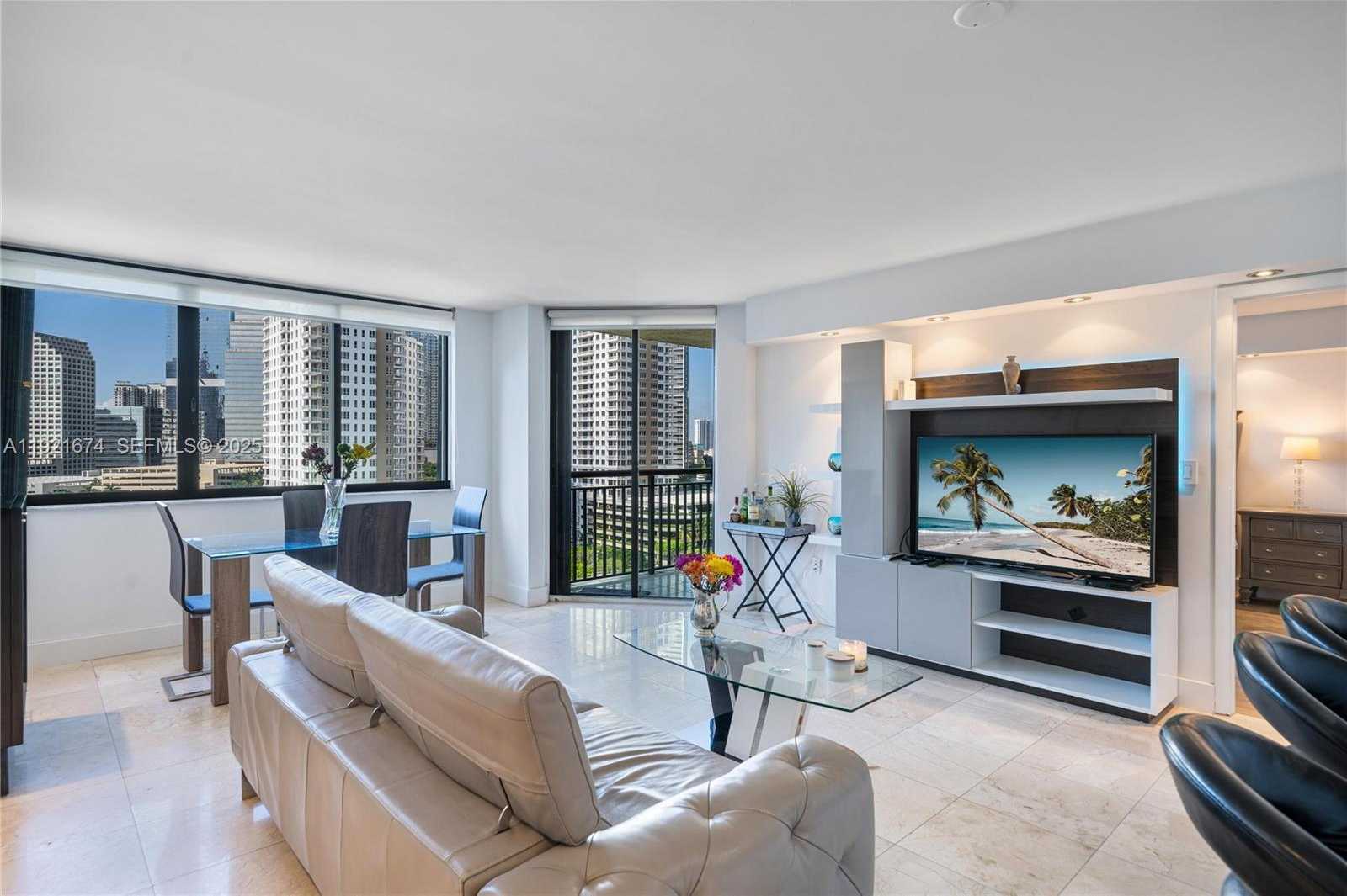 Small Image of 540 BRICKELL KEY DR #1411, Miami Number 3
