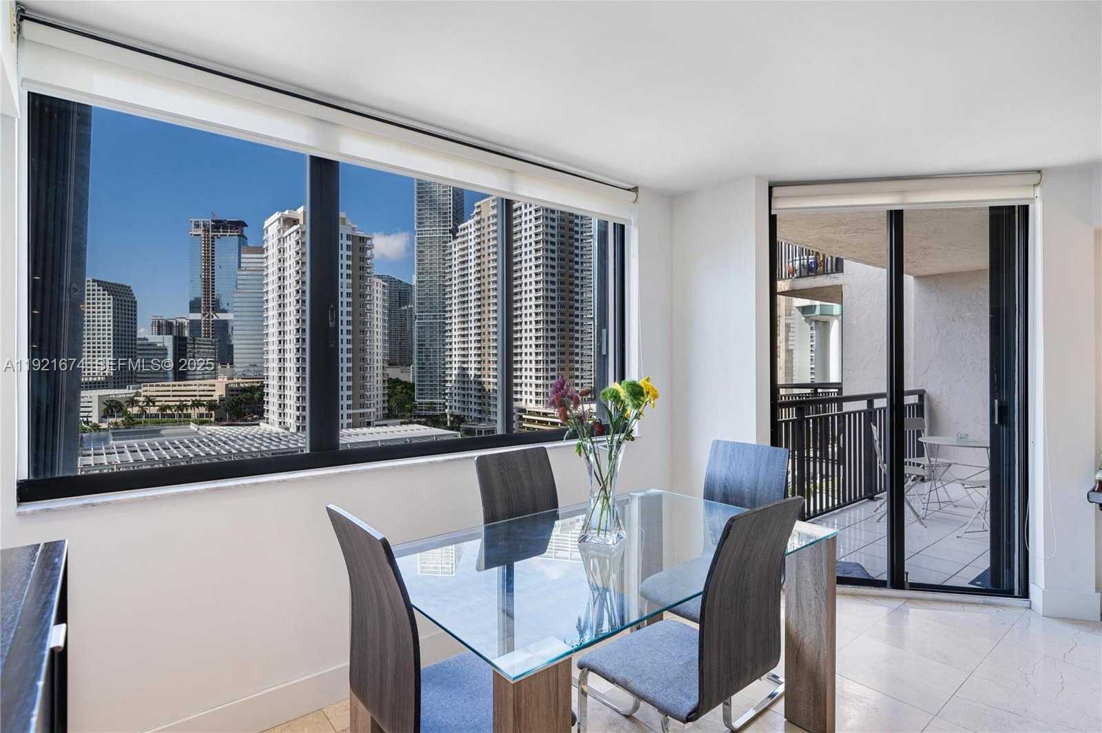 Small Image of 540 BRICKELL KEY DR #1411, Miami Number 7