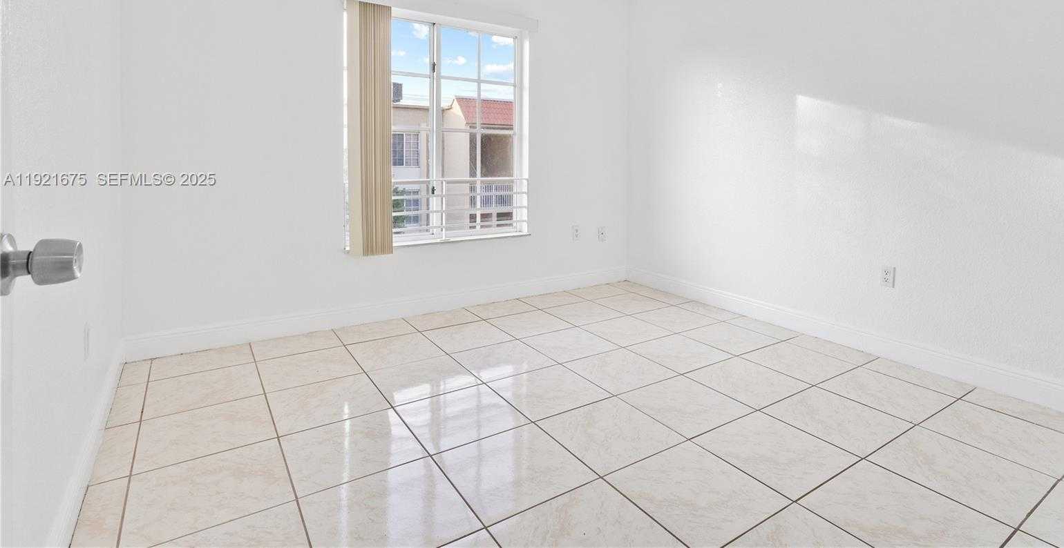 Small Image of 5102 NORTH WEST 79TH AVE #304, Doral Number 18