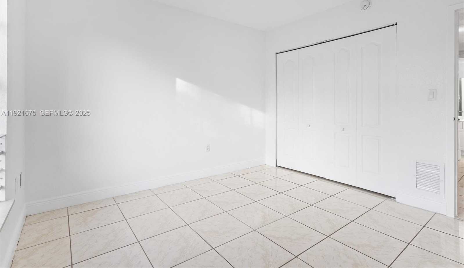 Small Image of 5102 NORTH WEST 79TH AVE #304, Doral Number 19