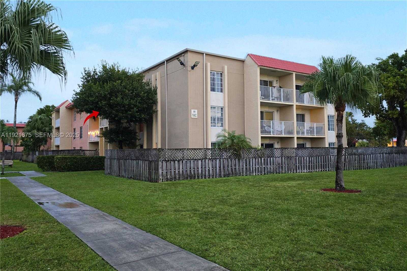 Small Image of 5102 NORTH WEST 79TH AVE #304, Doral Number 25