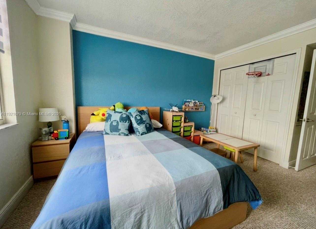 Small Image of 2851 NORTH EAST 183RD ST #907E, Aventura Number 11