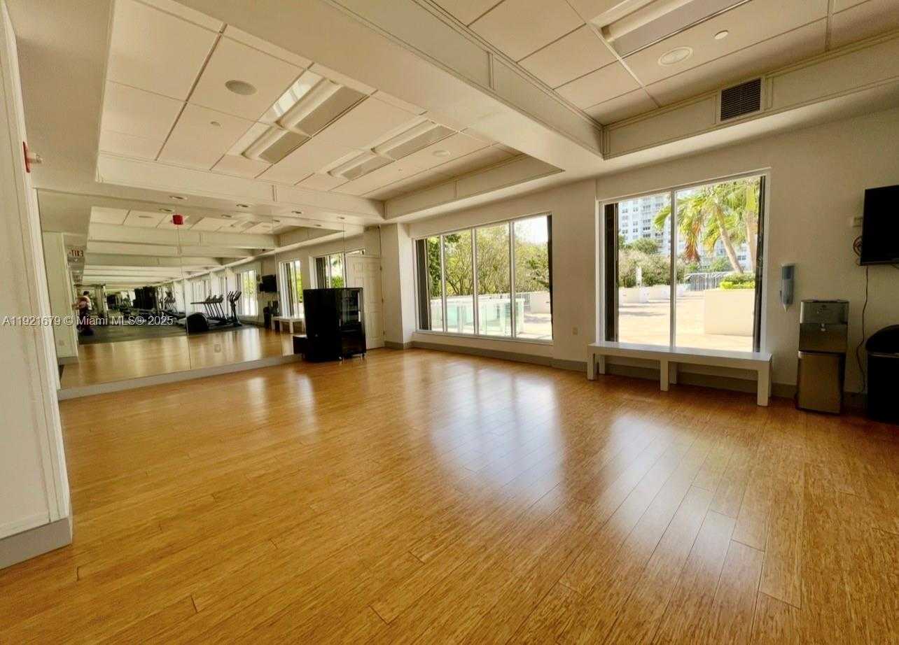 Small Image of 2851 NORTH EAST 183RD ST #907E, Aventura Number 29