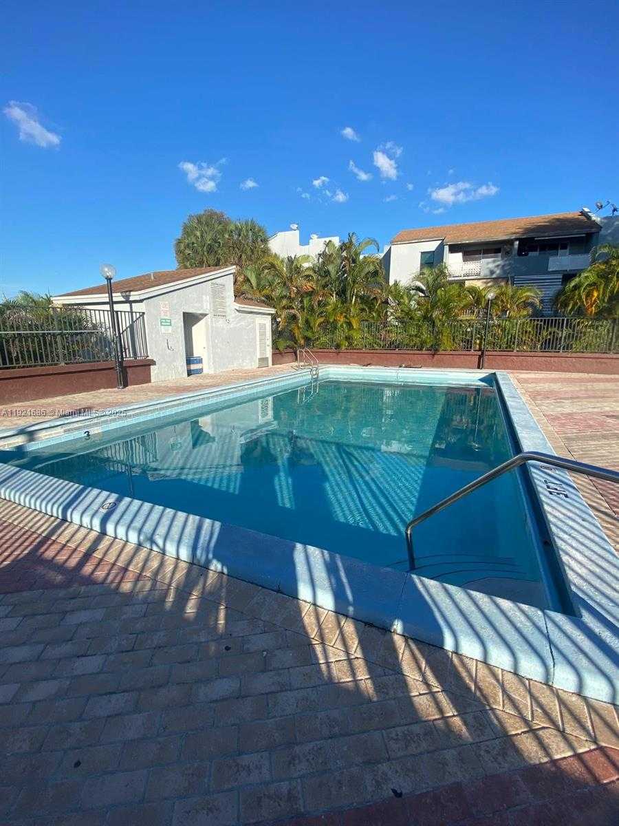 Small Image of 1725 WEST 60TH ST #F128, Hialeah Number 17