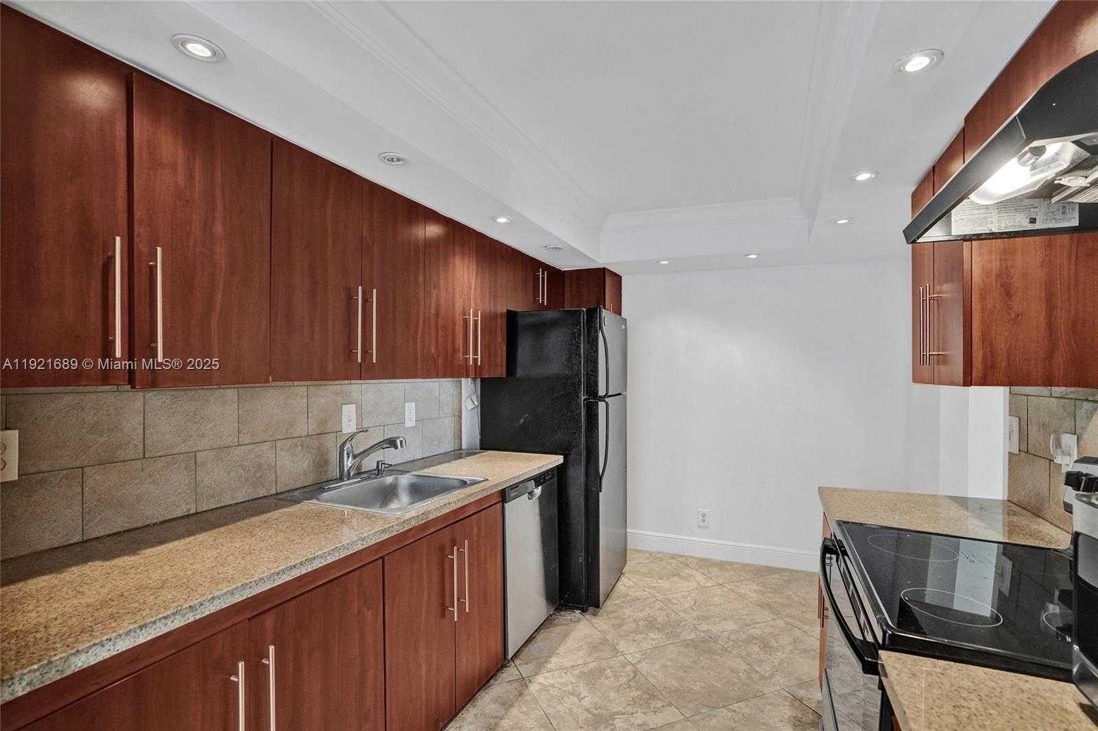 Imagen de Pequeño Objeto