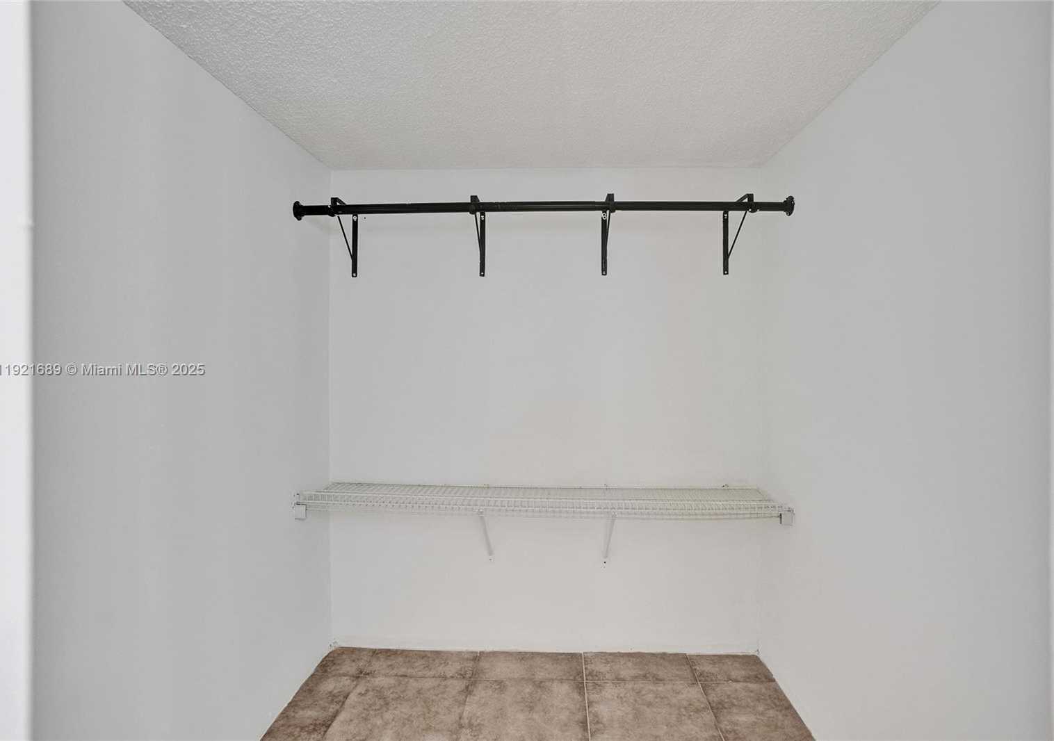 Imagen de Pequeño Objeto