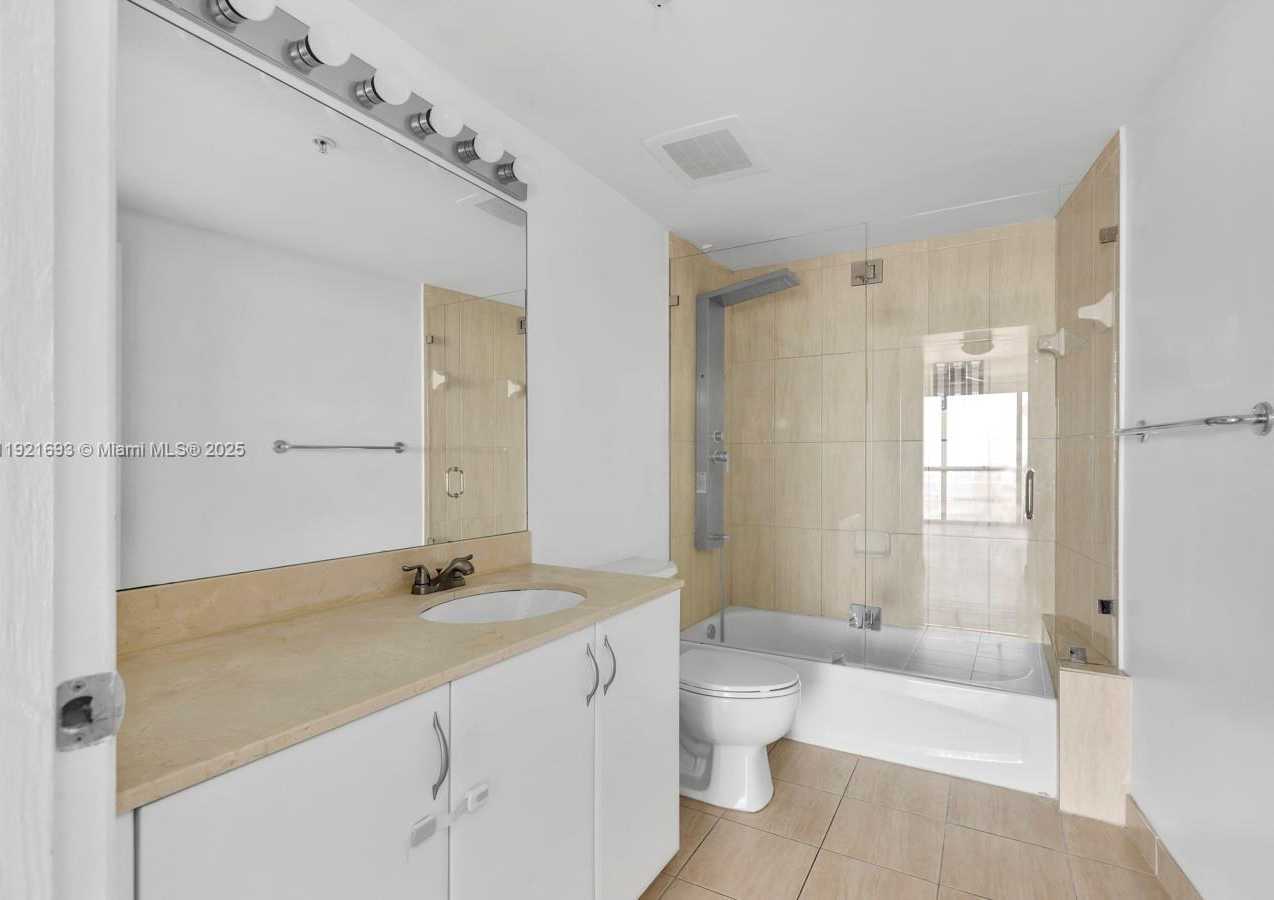 Imagen de Pequeño Objeto