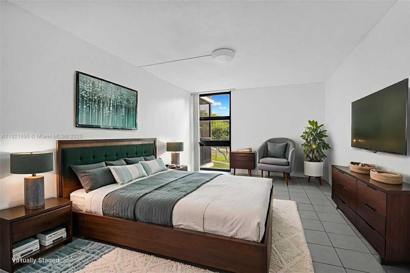 Imagen de Pequeño Objeto