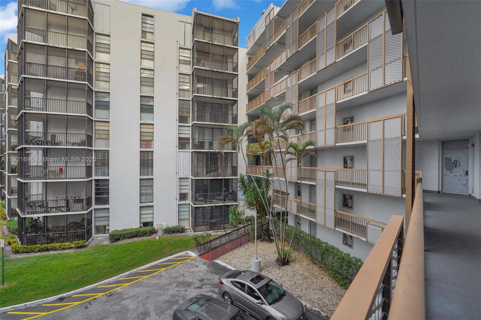 Imagen de Pequeño Objeto