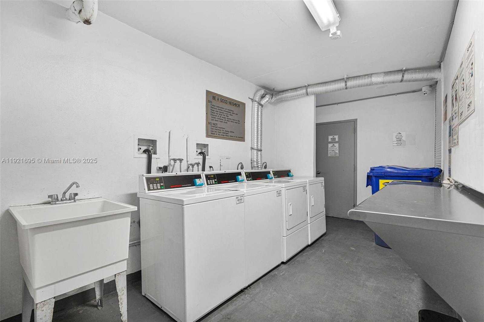 Imagen de Pequeño Objeto