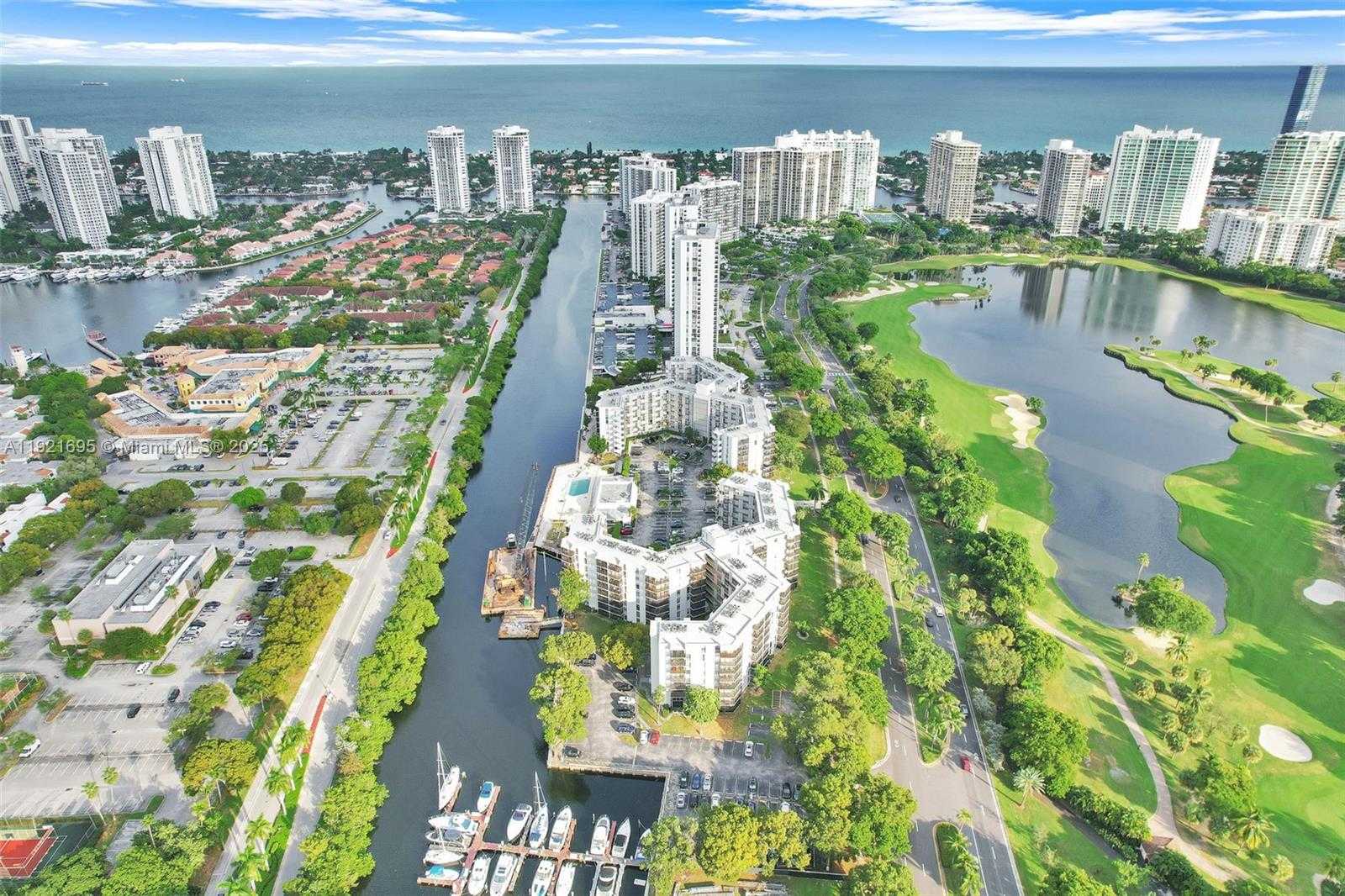 Imagen de Pequeño Objeto