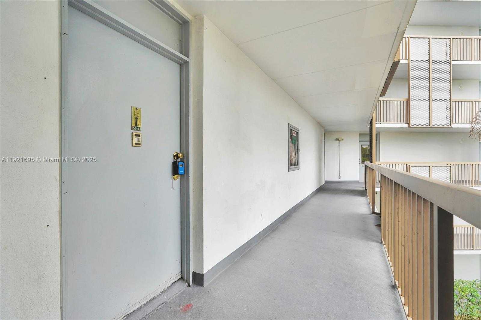 Imagen de Pequeño Objeto