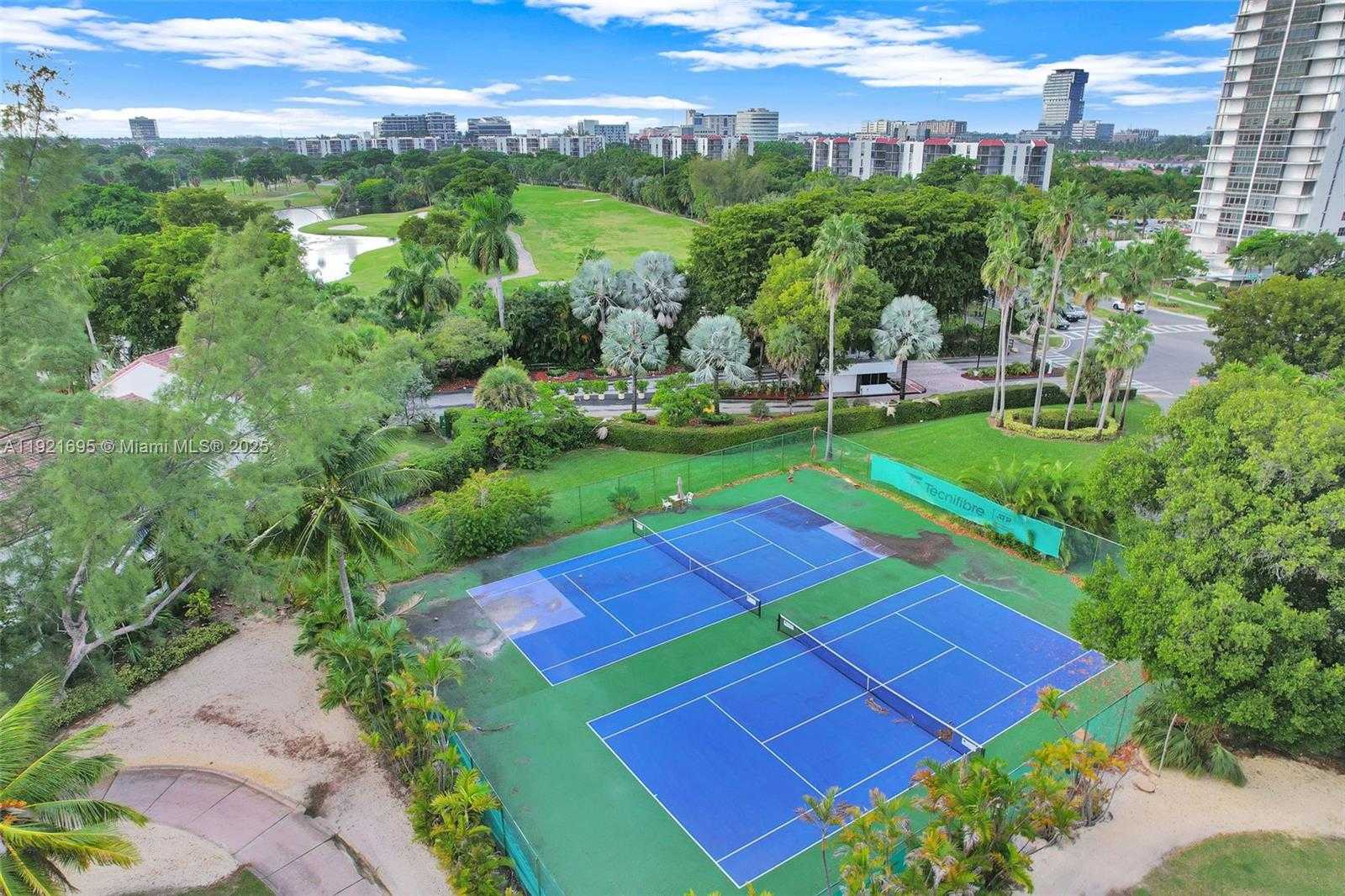 Imagen de Pequeño Objeto