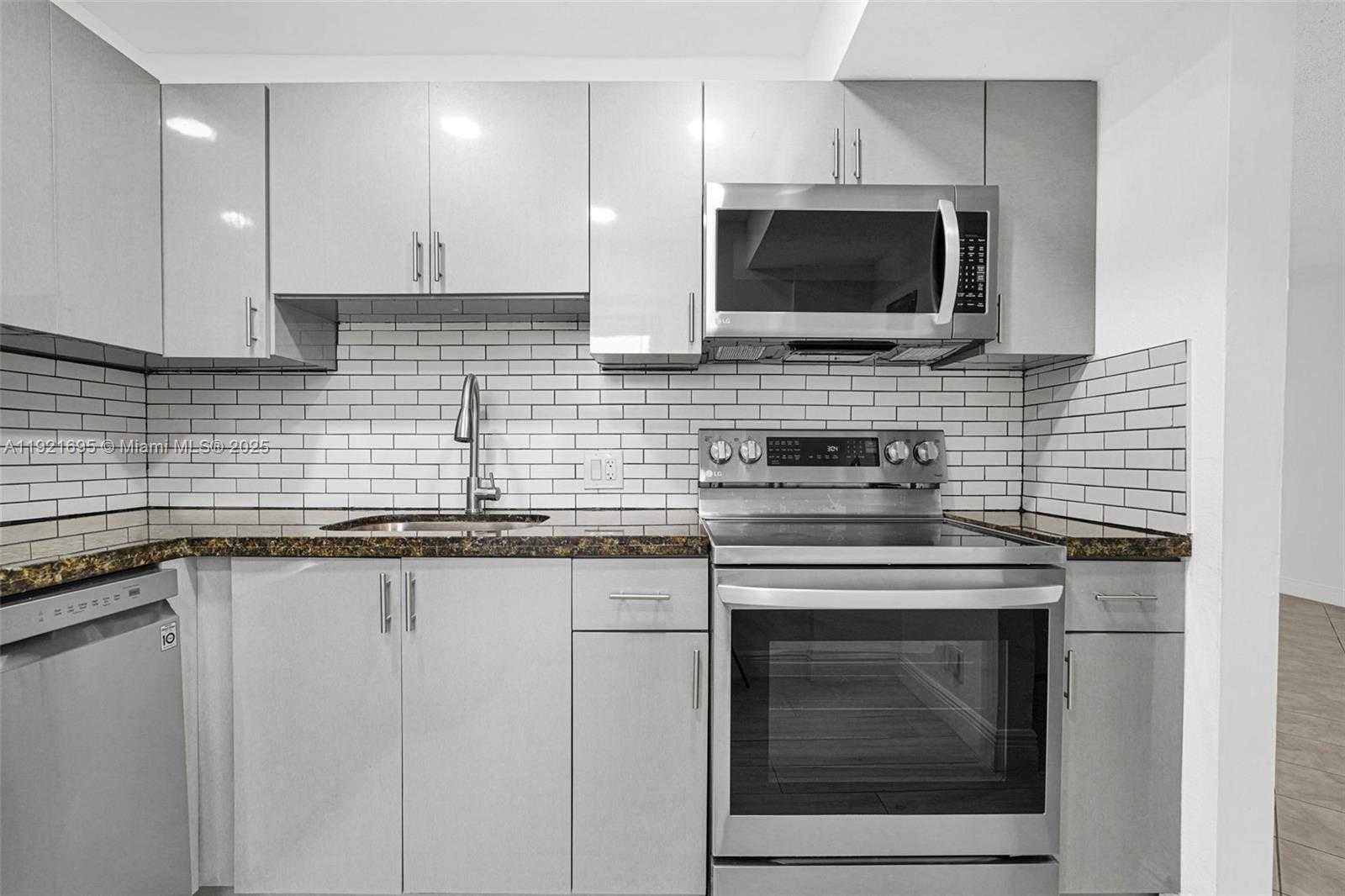 Imagen de Pequeño Objeto