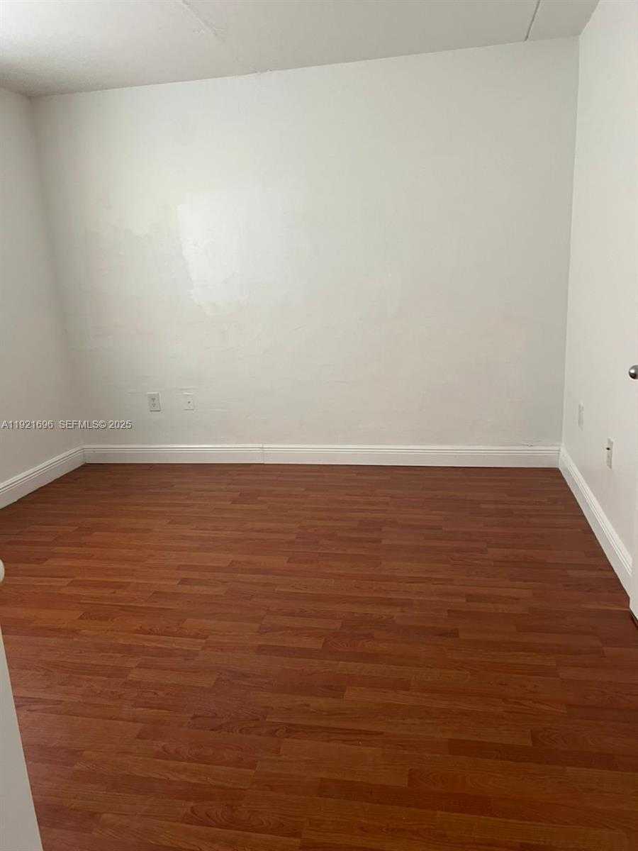 Small Image of 6045 NORTH WEST 186TH ST #102, Hialeah Number 16