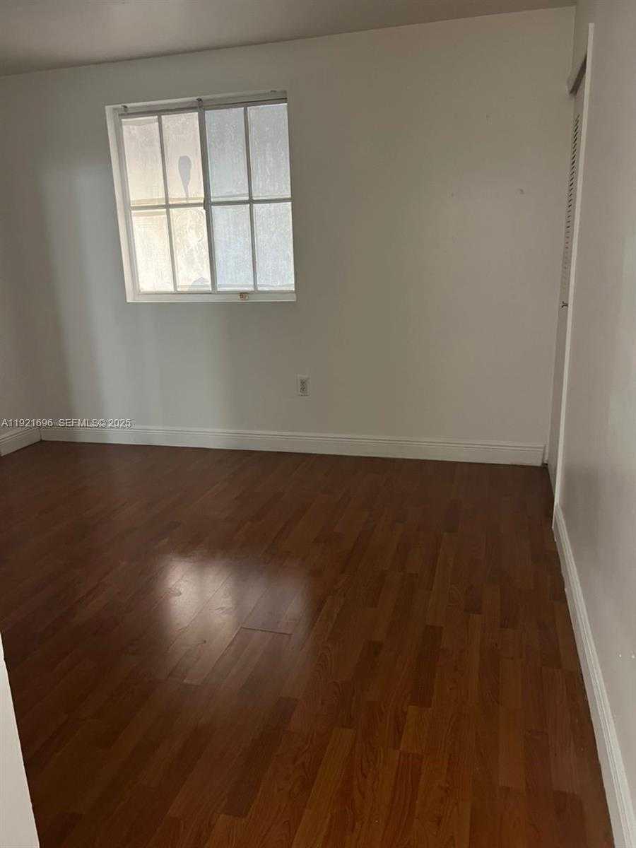 Small Image of 6045 NORTH WEST 186TH ST #102, Hialeah Number 19