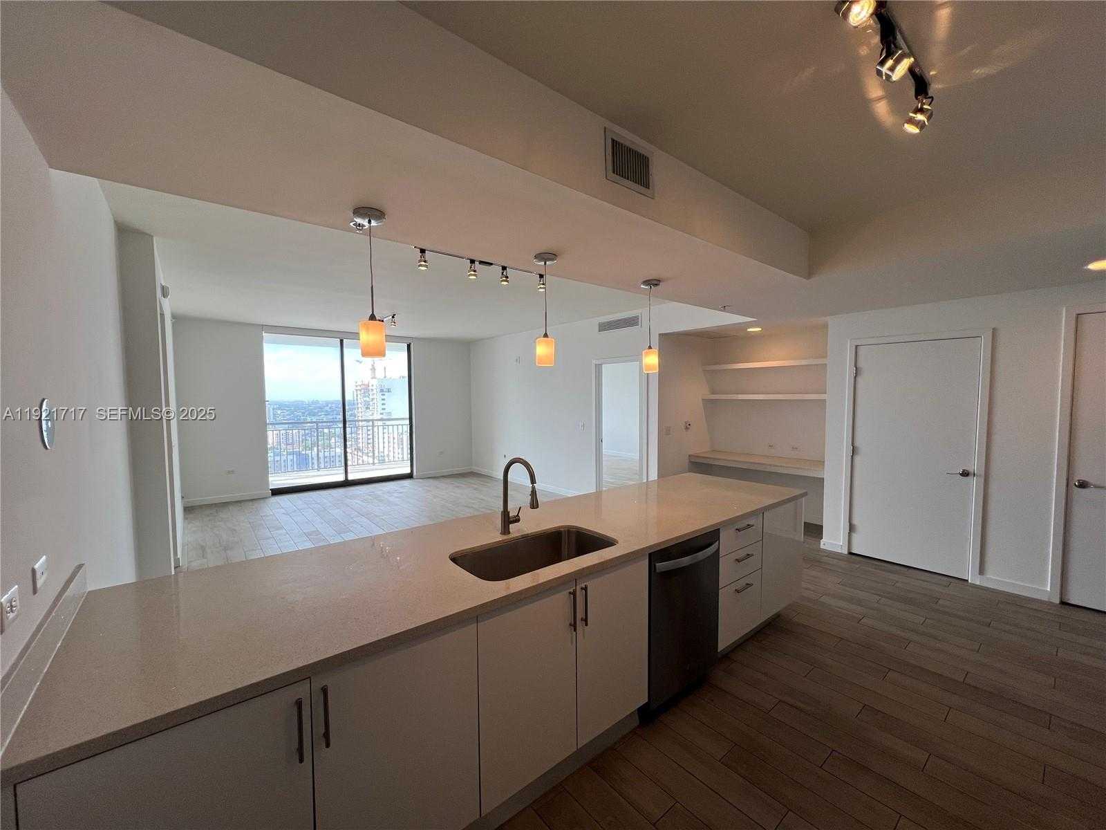 Small Image of 999 SOUTH WEST 1ST AVE #2405, Miami Number 2